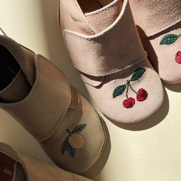Cherry Embroidered Suede Baby Booties (Dusty Pink)