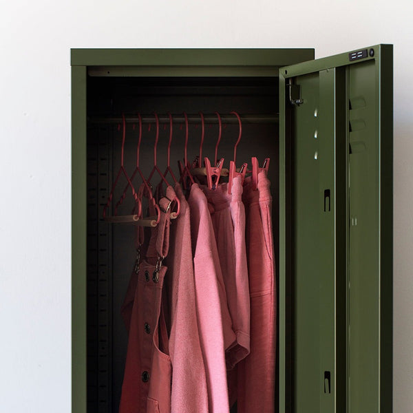 Kids Coated Wire Clip Hangers Set of 5 (Berry)