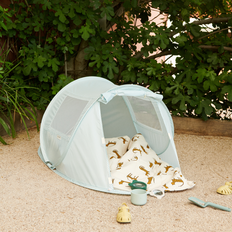 Childrens Pinstripe Pop Up Play Tent