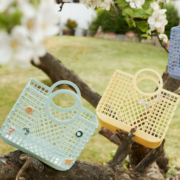 Samantha Basket With Charms (Lemonade)