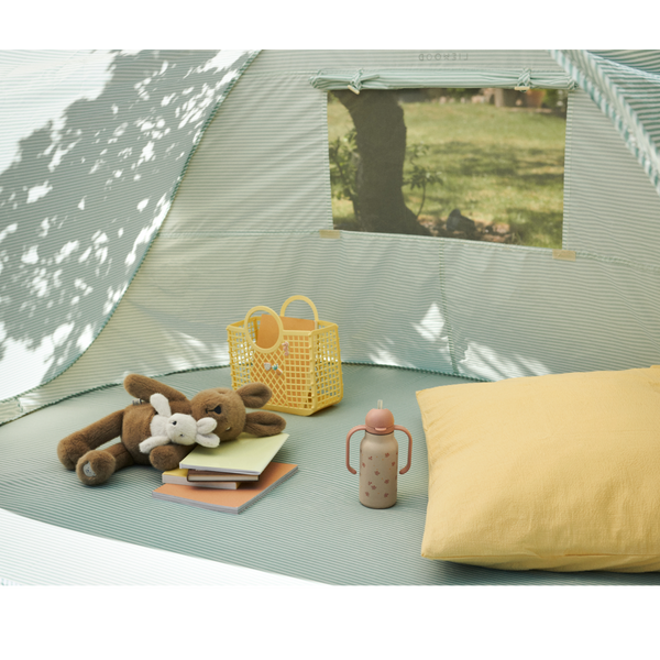 Samantha Basket With Charms (Lemonade)