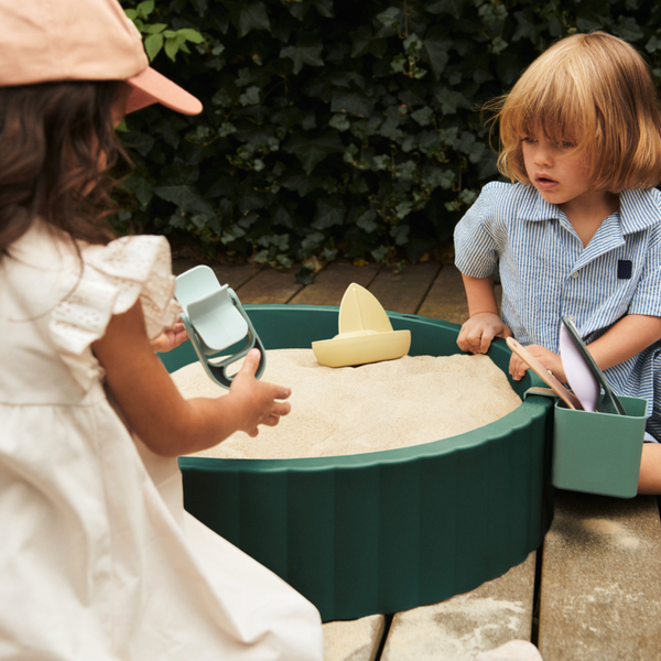 Saul Sandpit with Protective Lid (Garden Green/Sandy)