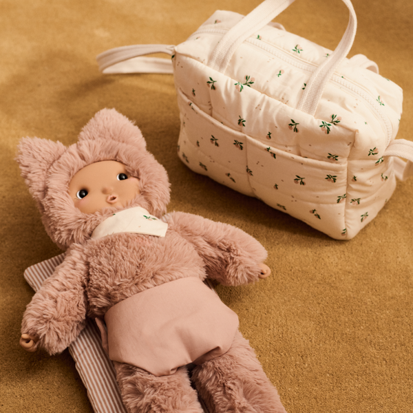 Neoma Peach Print Doll Changing Bag and Nursery Kit (Pale Tuscany Mix)