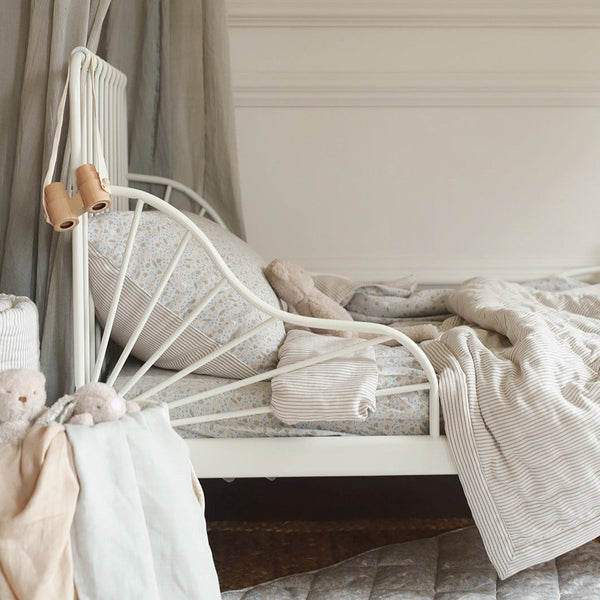 Cotbed Fitted Sheet (Nature Trail)