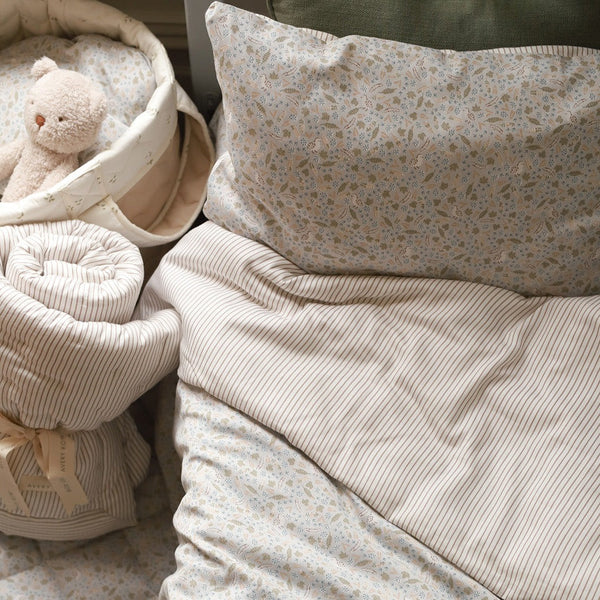 Cotbed Fitted Sheet (Nature Trail)