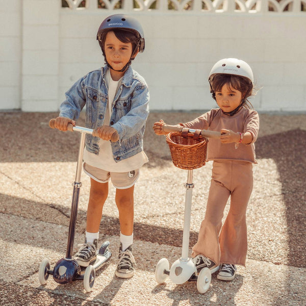 Banwood Kids 3 Wheel Scooter with Basket (White)