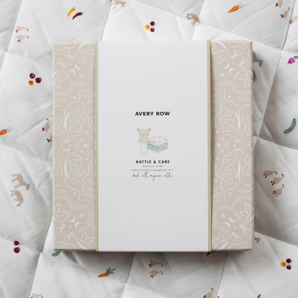 Rattle & Organic Cotton Muslin New Baby Gift Set (Little Farm)