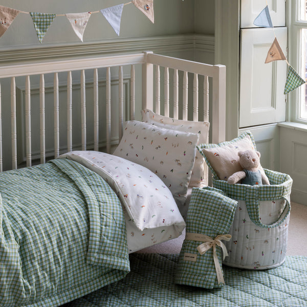 Woven Quilted Cot Bedspread (Greenhouse Gingham)