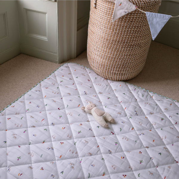 Quilted Stay & Play Mat (Little Farm)