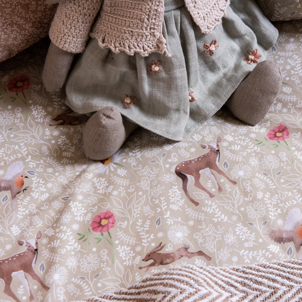 Meadow Floral Reversible Duvet and Pillow Bedding Set