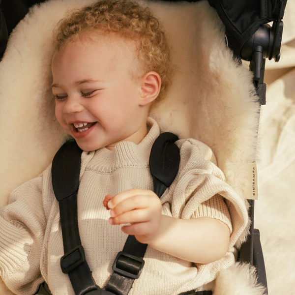 Fixed Harness Sheepskin Snuggler (Milk)