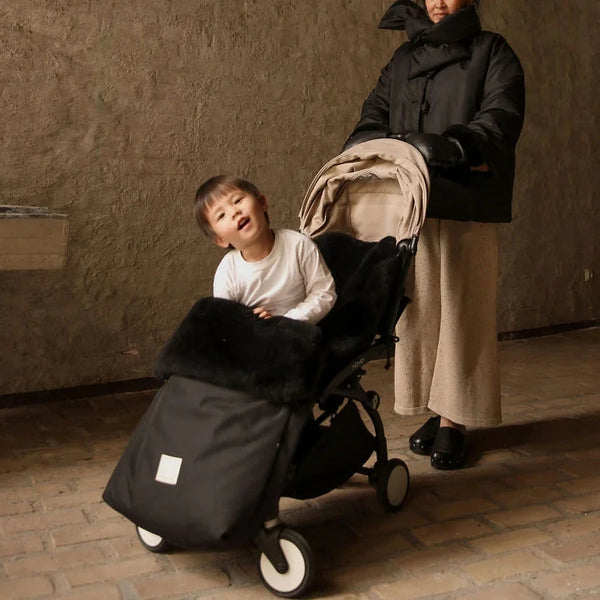 Sheepskin Universal Fixed Harness Buggy Puffmuff (Noir + Noir)