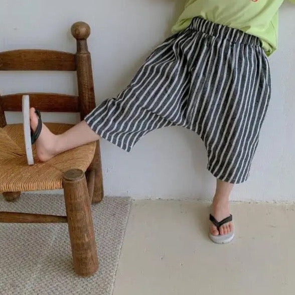 Theo Stripe Cotton Harem Shorts (Charcoal)
