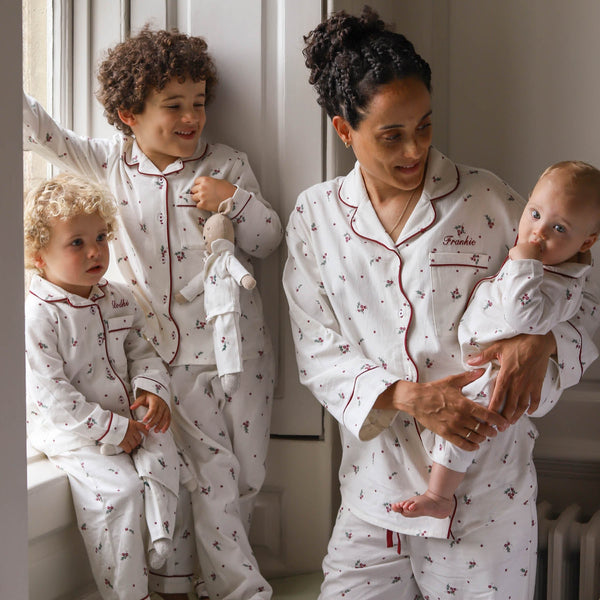 Organic Cotton Flannel Christmas Pyjamas (Holly Scatter)