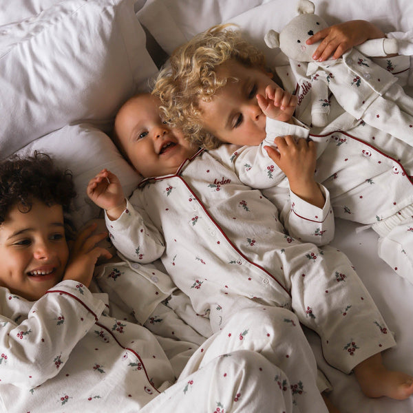 Organic Cotton Flannel Christmas Pyjamas (Holly Scatter)