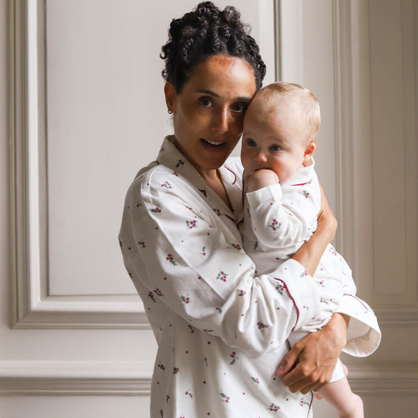 Women's Organic Cotton Flannel Christmas Pyjamas (Holly Scatter)