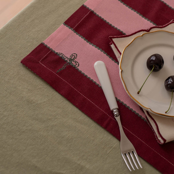 Organic Cotton Bold Stripe Place Mats, Set of 2 (Burgundy)