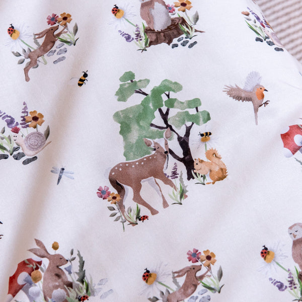 Meadow Scenes Reversible Cotton Duvet and Pillow Bedding Set