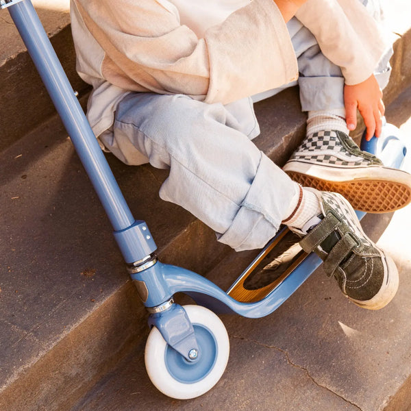 Banwood Kids Maxi Scooter with Basket (Blue)