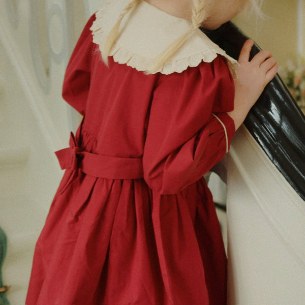 Coeur Collar Cotton Long Sleeve Dress (Red Dahlia)