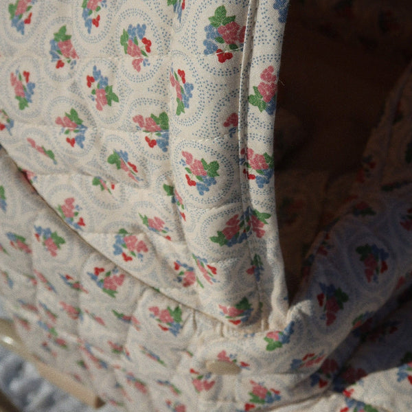 Minnie Floral Print Vintage Traditional Dolls Pram (Verona Blues)
