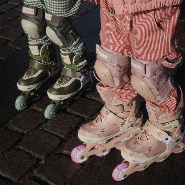 Cherry Print Light Up Adjustable Roller-skates