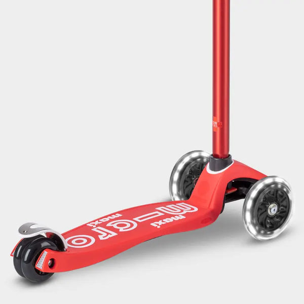 Maxi Micro Deluxe Scooter with 3 LED Wheels (Red)