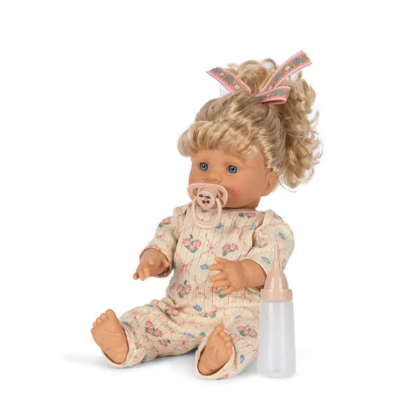 Pam the Doll, Bottle + Dummy Set