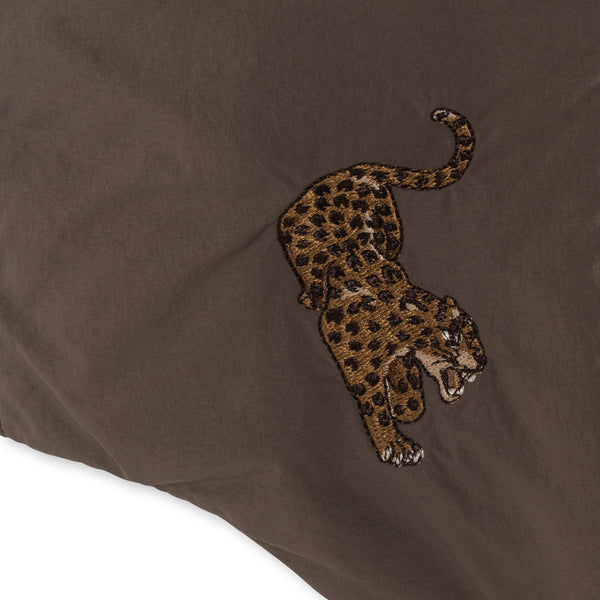 Juno Tiger Embroidered Quilted Hat (Walnut)