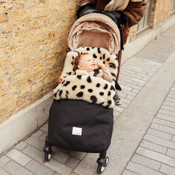 Sheepskin Universal Fixed Harness Buggy Puffmuff (Noir + Leopard)