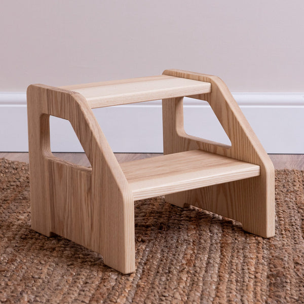 The Nestie Kids Step Stool (Solid Ash)