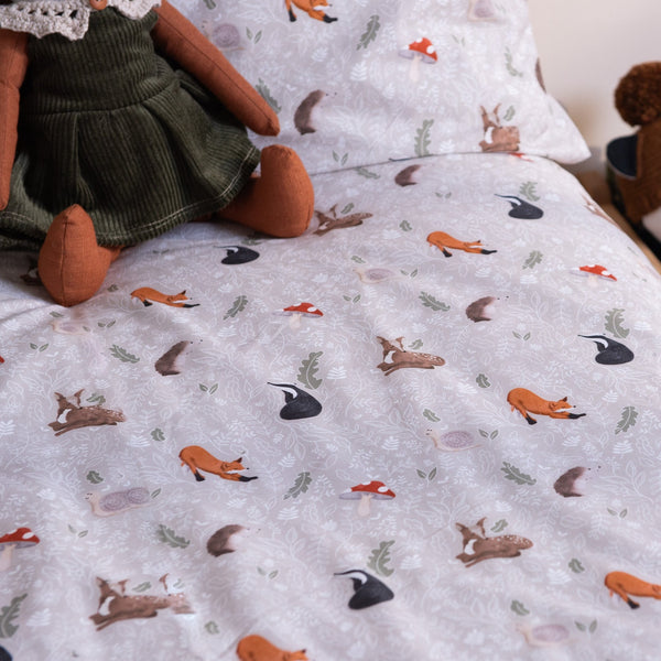 Woodland Leaf Reversible Duvet and Pillow Bedding Set