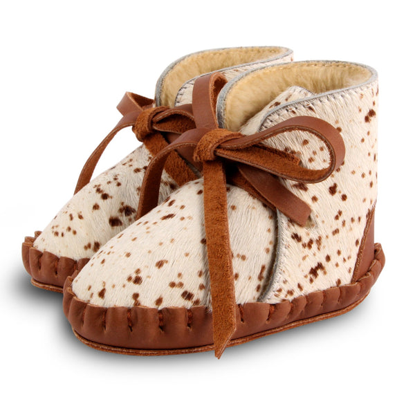 Pina Leather Baby Booties with Faux Fur Lining (Bambi)