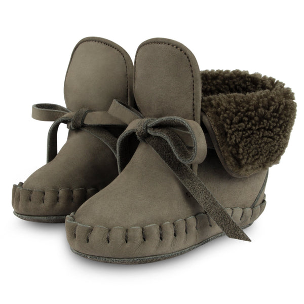 Jaya Leather Baby Booties with Faux Fur Lining (Stone)