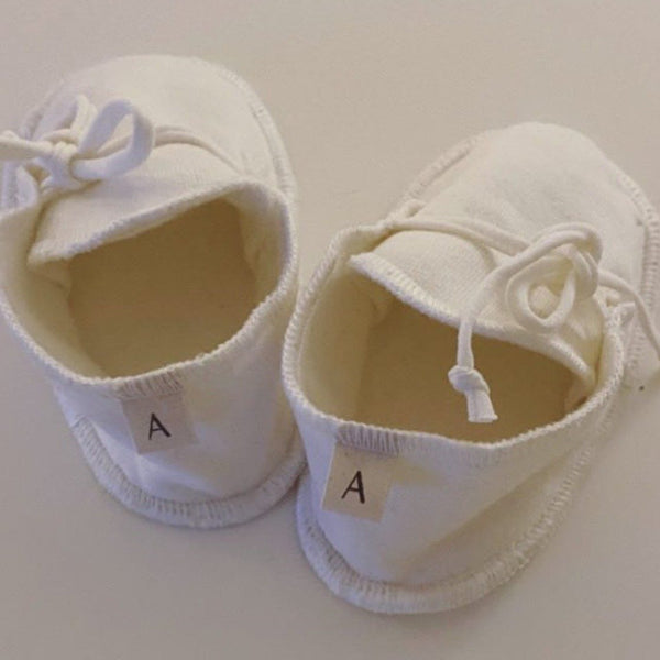 Nile Lace-Up Baby Shoes (Ivory)