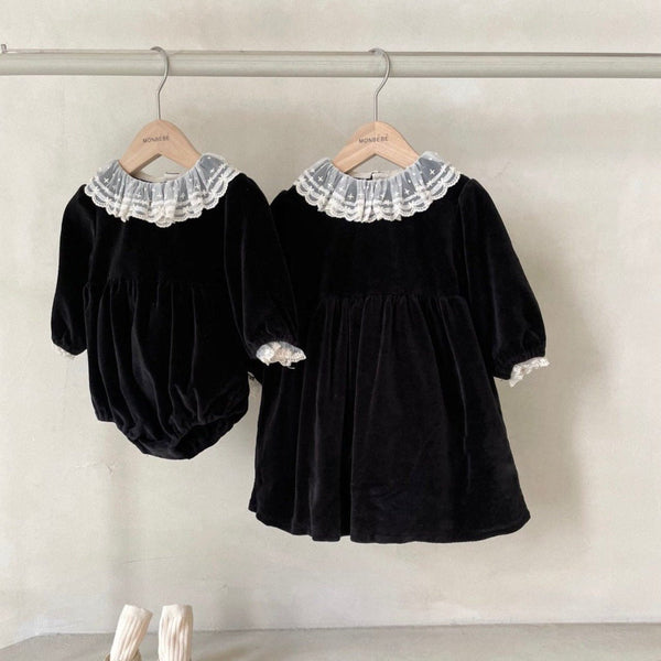 Mina Lace Collar Cotton Velvet Baby Romper (Black)