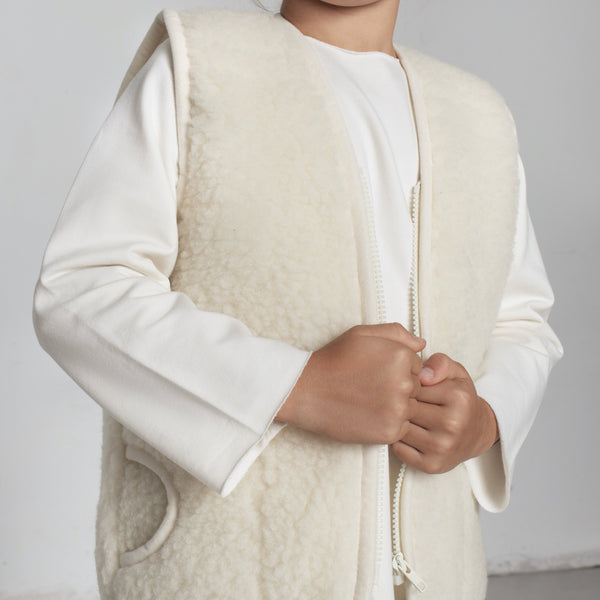 MAMA Clara 100% Wool Vest with Lining (Milk)