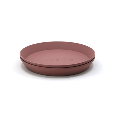 Round Plates, Set of 2 (Woodchuck Pink Brown)