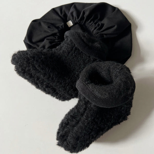 Black Pure Wool Baby Booties