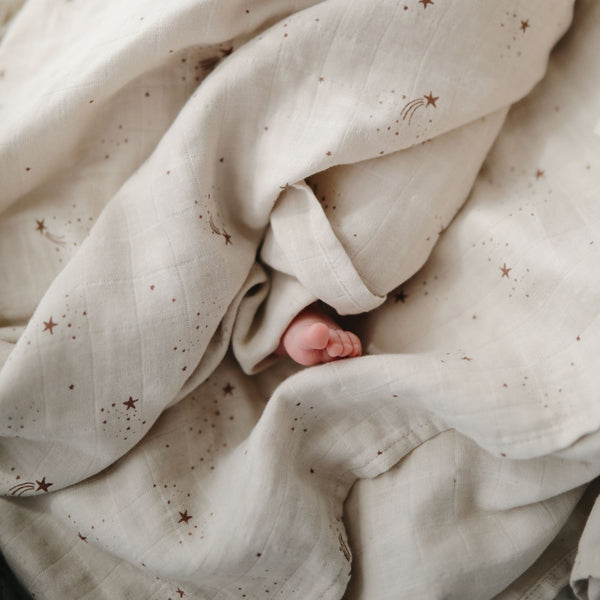 Extra Soft Organic Washed Cotton Muslin Swaddle (Falling Stars)
